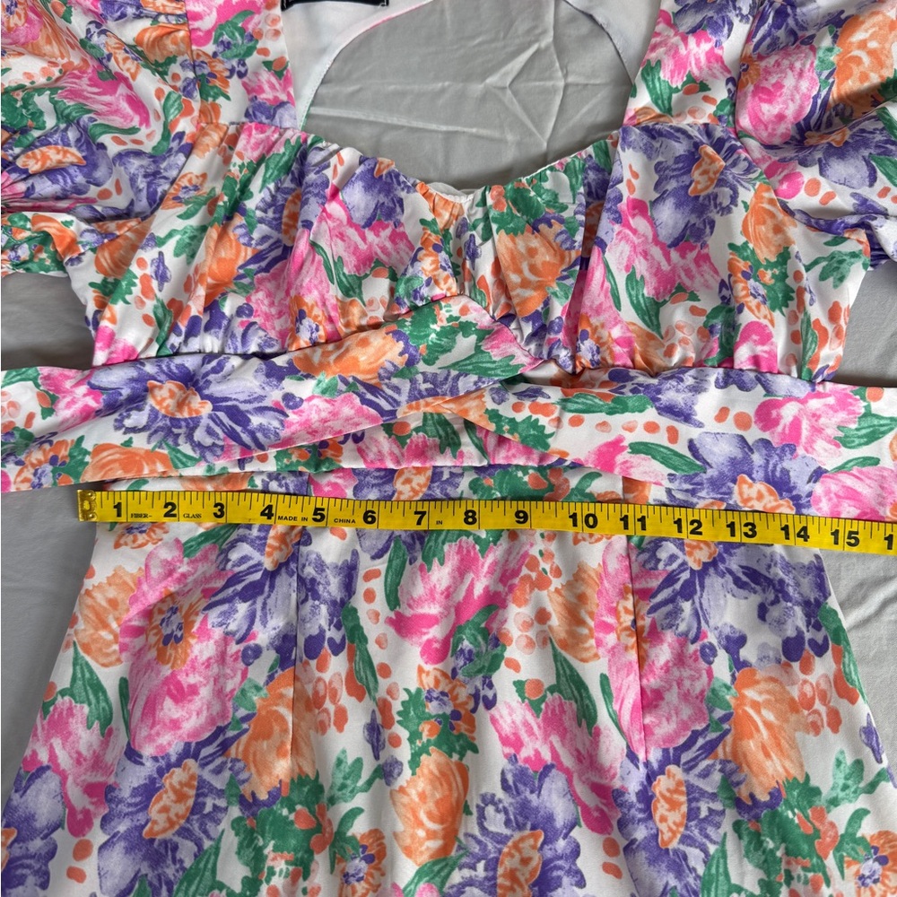ZC Multicolor Floral Puff Sleeve Open Back Short Dress Sweetheart Neck (L) - Picture 8 of 13